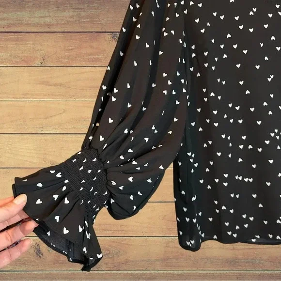 REVOLVE 1. State Black Confetti Hearts Bishop Sleeved V Neck Blouse size M - Picture 4 of 5